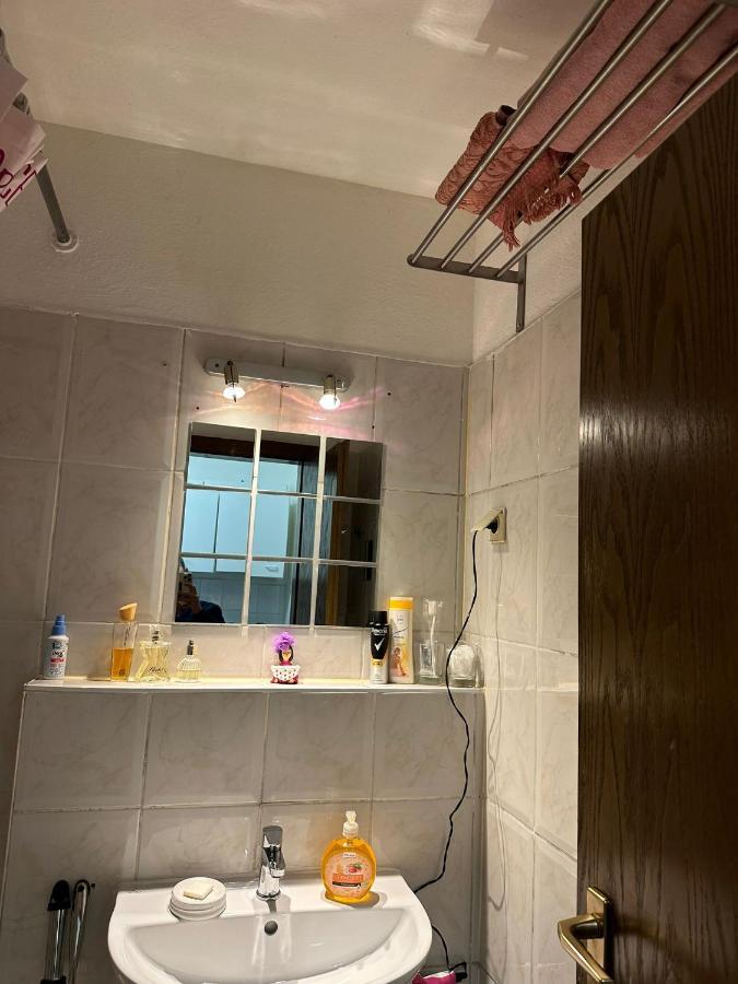 Jasmin'S Apartment 크레펠트 외부 사진