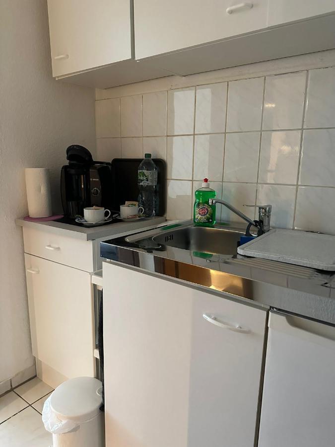 Jasmin'S Apartment 크레펠트 외부 사진